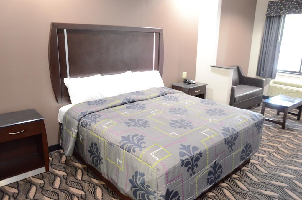 Palace Inn Sam Houston Race Park 객실 사진