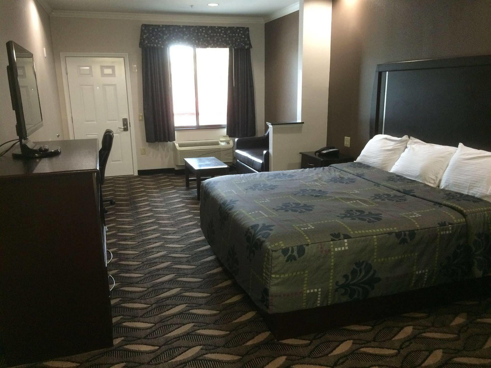 Palace Inn Sam Houston Race Park 외부 사진