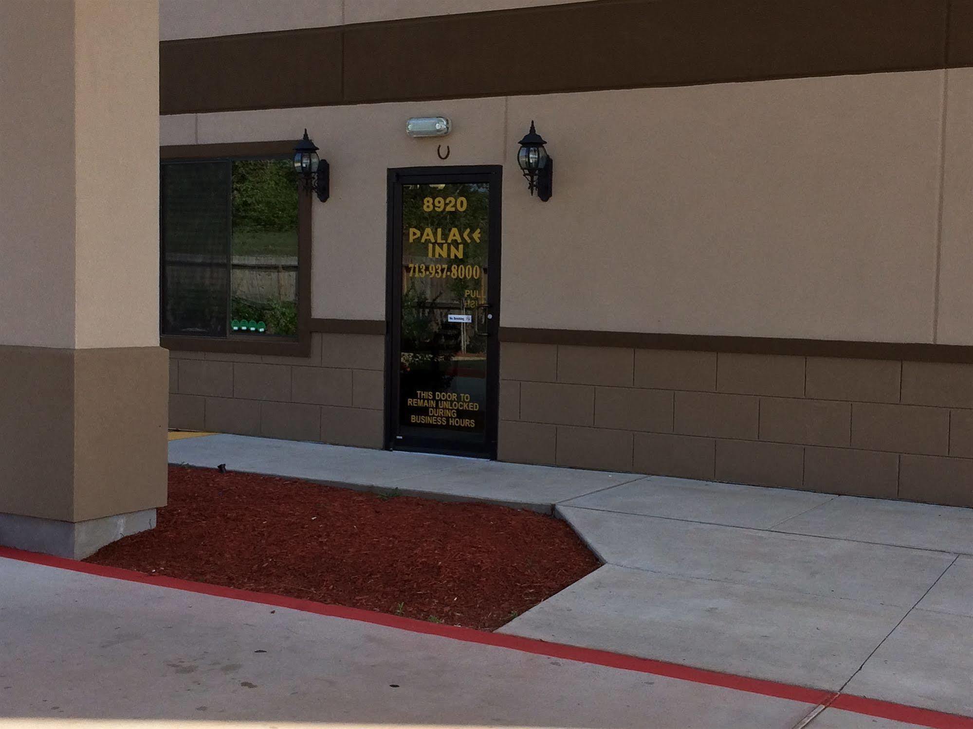 Palace Inn Sam Houston Race Park 외부 사진